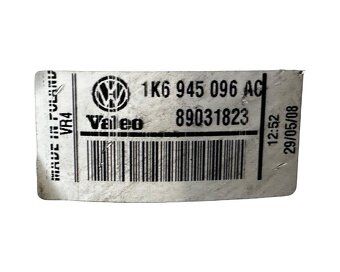 Pravé zadní vnější světlo 1K6945096AC VW Golf 5 hatchback 09 - 3