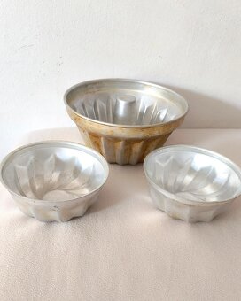 3x set stará retro vintage hliníková forma na Bábovku retro - 3