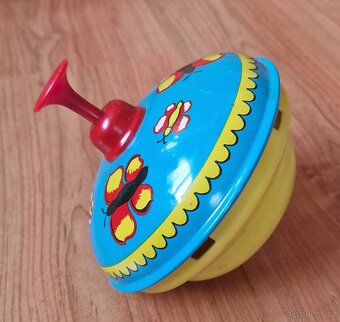 Gumový Rumcajs,hrající mlýnek,plechová káča,magická tabulka - 3