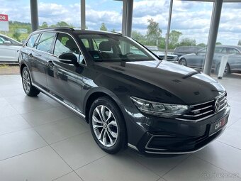 Volkswagen Passat GTE 160kW Masáž Nav Kamera - 3