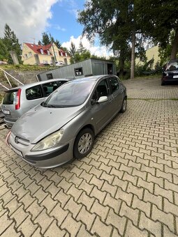 Pegeot 307 - 3
