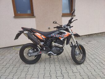 Yuki 125 SM - 3