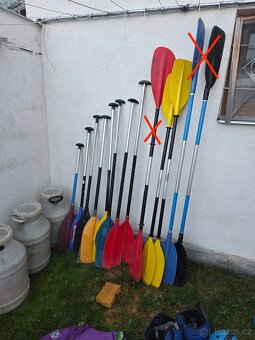 Vodácké vybavení -kanoe, kajaky, pádla, barely, vesty, helmy - 3