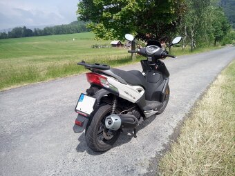 Skútr KYMCO Agility City+125i - 3