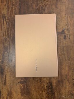 ASUS VivoBook 14 K413EA-EB551T – Hearty Gold (kovový) - 3