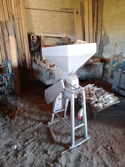 ŠROTOVAČ,ŘEZAČKA NA TRÁVU,NÁPRAVA NA VLEČKU,MALOTRAKTOR - 3