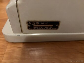 Prodám  šicí stroj Lada - 3