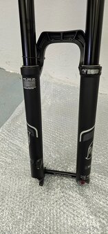 Fox Float Rhythm 34 140mm 29" - 3