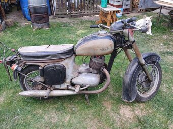 Jawa 250 - 3
