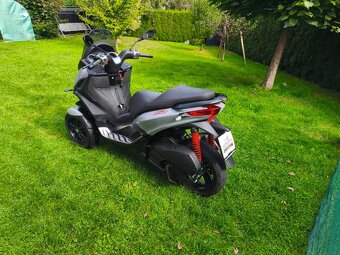Piaggio MP3 300 LT Sport HPE (2020) TOP stav, po servisu - 3