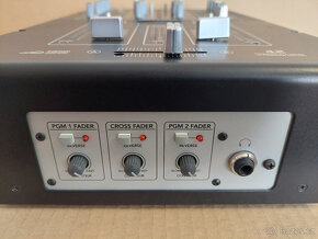 battle mixpult Mackie D.2 - 3