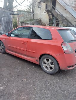 Fiat Stilo 1.9jtdi,110kw,t třídveřové - 3