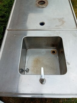 RETRO VÝČEPNÍ PULT - 3