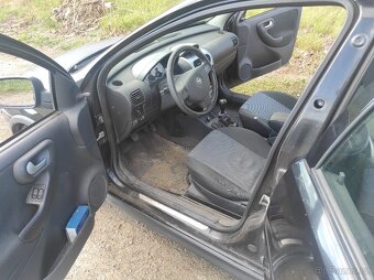 Opel Corsa  C 1,2 59kw Twinport 2006 - 3