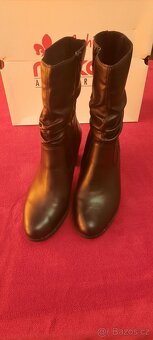 Kožené černé polokozačky Rieker vel.40 - 3