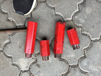 Tera vari poloosy - 3