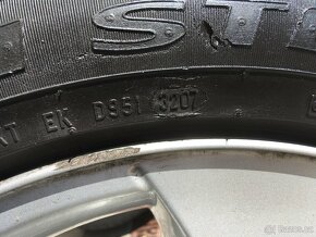 Prodám OBUTÁ LETNÍ ALU LITÁ KOLA ORIGINÁL BMW3.8J17 EH2 - 3