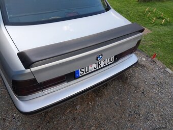 BMW e34 spoiler Zender - 3