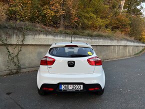 Kia Rio III. (2012) - krásný stav - 3