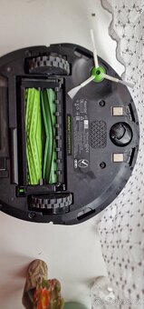 Robotický vysavač iRobot Roomba - 3