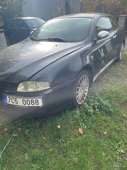 Alfa Romeo GT 1.9 JTDM - 3