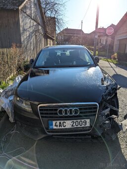 Audi A4 B8 2.0 TDI – po nehodě (levý přední bok) - 3