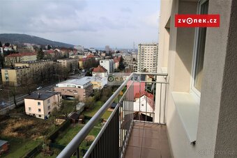 1+kk po kompletní rekonstrukci, centrum Zlína, krásný výhled - 3
