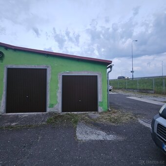 Garáž v areálu  ,Kamery - 3