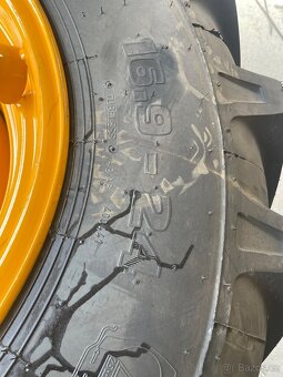 Pneumatiky 16,9/24 Jcb Zetor atd - 3