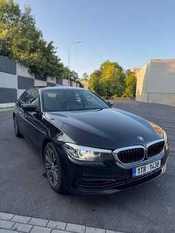 BMW 520d xDrive G30 140 kW, Sport Line,perfektní stav - 3