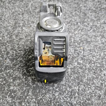Laserový kříž DeWALT DW088CG - 3