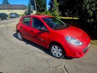 Renault Clio 70 tis km 1.2 55 kw - 3