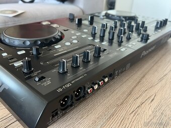 Pioneer DDJ-S1 - 3