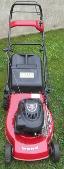 Benzínová sekačka s pojezdem a motorem Briggs & Stratton - 3
