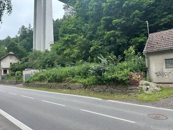 Prodej stavebního pozemku se zahradou – 2 090 m² – atypická - 3