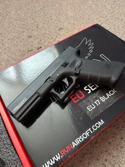 Raven EU17 Black - 3
