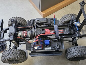 Traxxas TRX4 Land Rover Defender 1:10 - 3