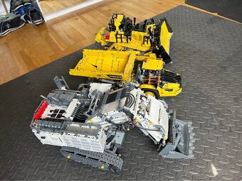 Lego technic stavebni stroje - 3