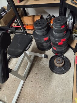 Sada závaží s multifunkční lavicí - 3