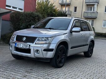 Suzuki Grand Vitara II 2.0i LPG 4x4 Kůže Xenony Tažné Šíbr - 3