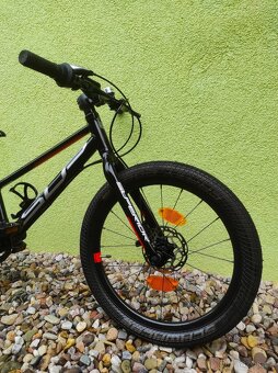 Značkové dětské kolo Superior 20" Team Disc - 3