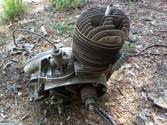 Jawa 250 kyvacka - 3