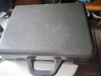 Psací stroj KONSUL - 3