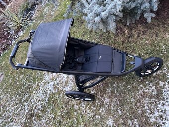 Thule Urban Glide 3 Black + hluboká korbička + pláštěnka - 3