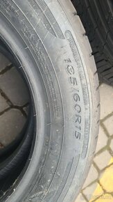 letní Dunlop 185/60/15 (305) - 3