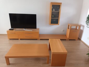 Sestava skříní + 2 ks konferenční stolek - 3