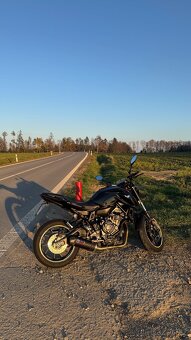 Yamaha Mt-07 2022 pure - 3