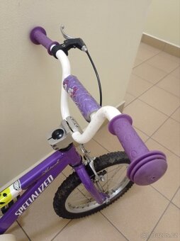 Kolo Specialized Hotrock 16 (i přídavná kolečka) - 3