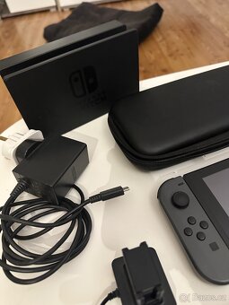 Nintendo switch + příslušenství - 3