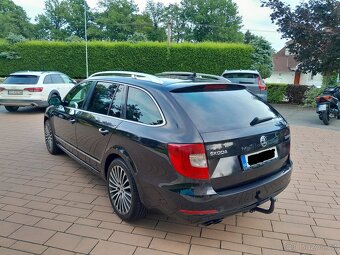 Superb 2.0 TDi 125kw DSG Laurin&klement - 3